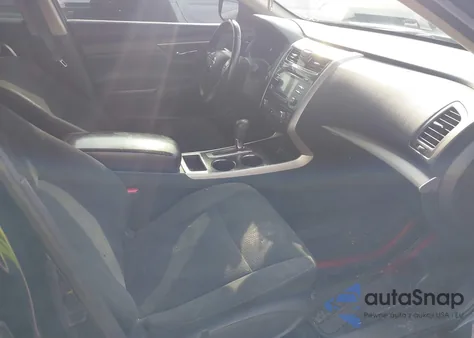 2015 Nissan Altima 2.5 Sv z USA, uszkodzony, nr VIN 1N4AL3AP4FC465337